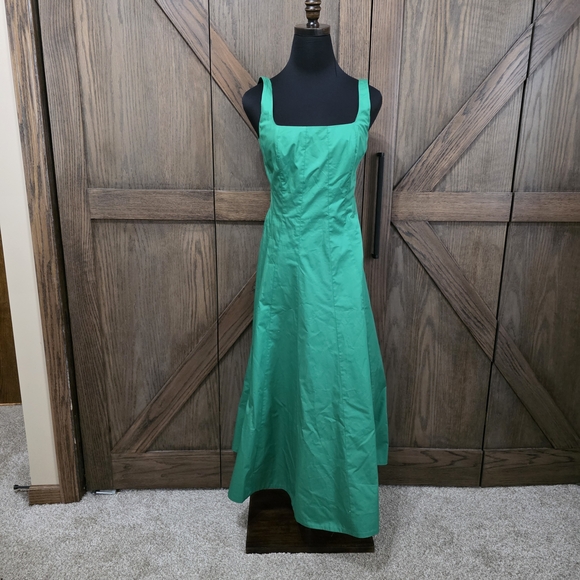 Boden Dresses & Skirts - Boden Vibrant Green Midi Dress